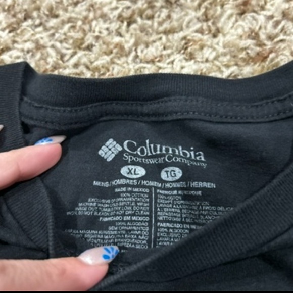Columbia Men’s Size XL Shirt - Picture 3 of 3